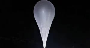 Balon z papierosami wylądował w Topolanach. Dwóch mężczyzn przyjechało po kontrabandę